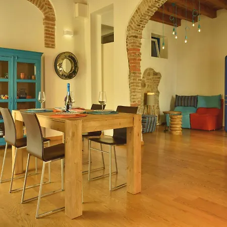 Casa A Colori Nel Borgo *